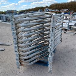 6 stk. brukte 2" sengebøyler lengde: 2 m Cc: 0,90 m S270